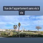 アパート 6 Personnes Avec Piscine Secteur Richelieu, A 400m De La Et A 650m Du Centre Port *