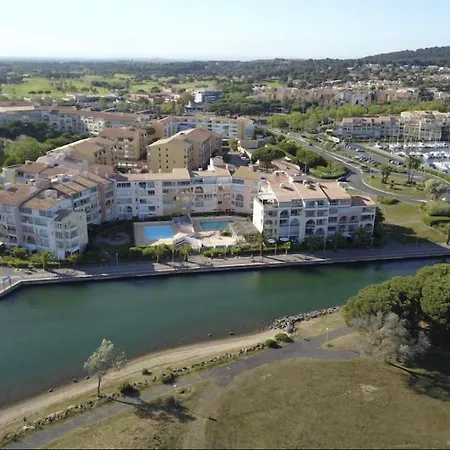 アパート 6 Personnes Avec Piscine Secteur Richelieu, A 400m De La Et A 650m Du Centre Port