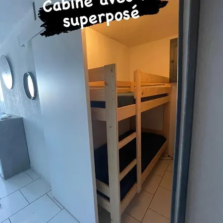 6 Personnes Avec Piscine Secteur Richelieu, A 400m De La Et A 650m Du Centre Port * Agde